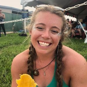 Meet your Posher, Kelly